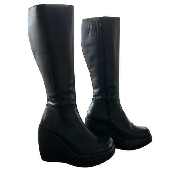 Aldo (Stoneridge) Black Leather Boots - Size 6 - Picture 1 of 7